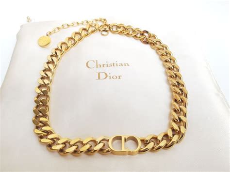 christian Dior collars